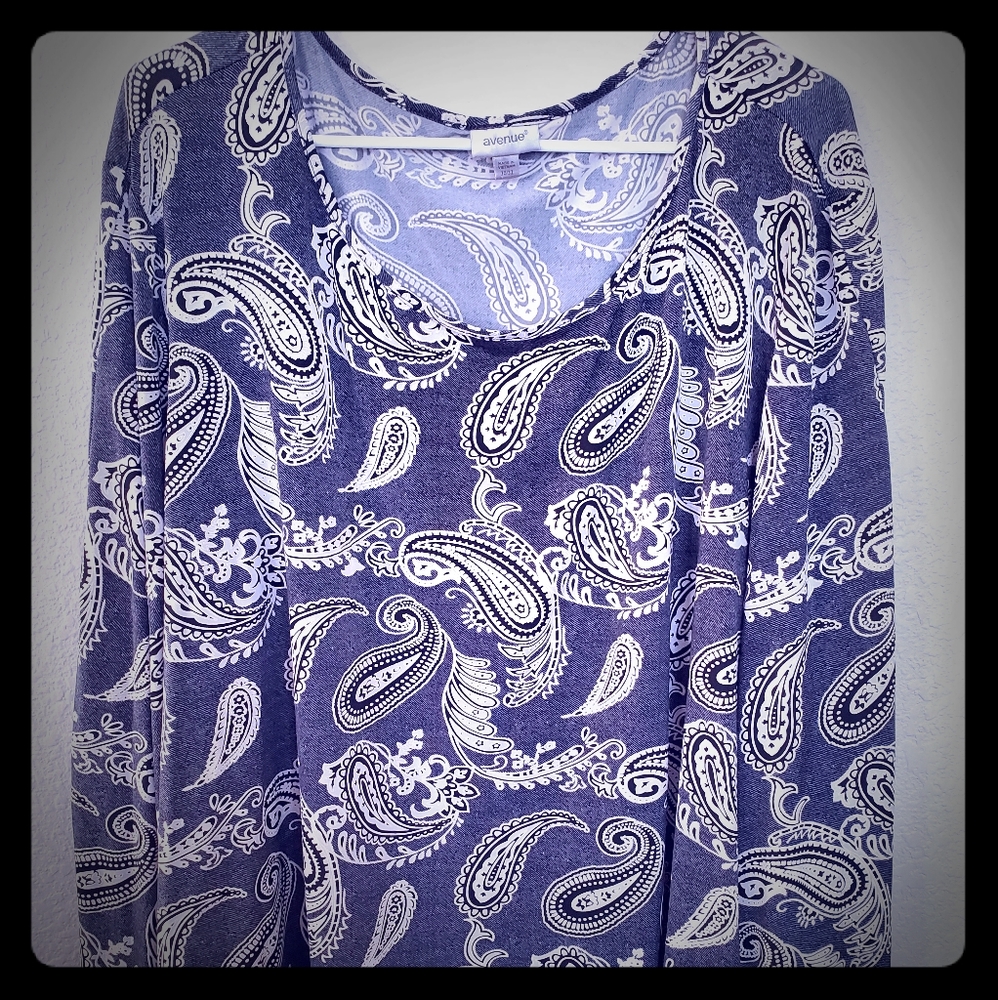 Plus size paisley top by Avenue